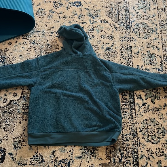 The North Face fleece - Picture 3 of 4